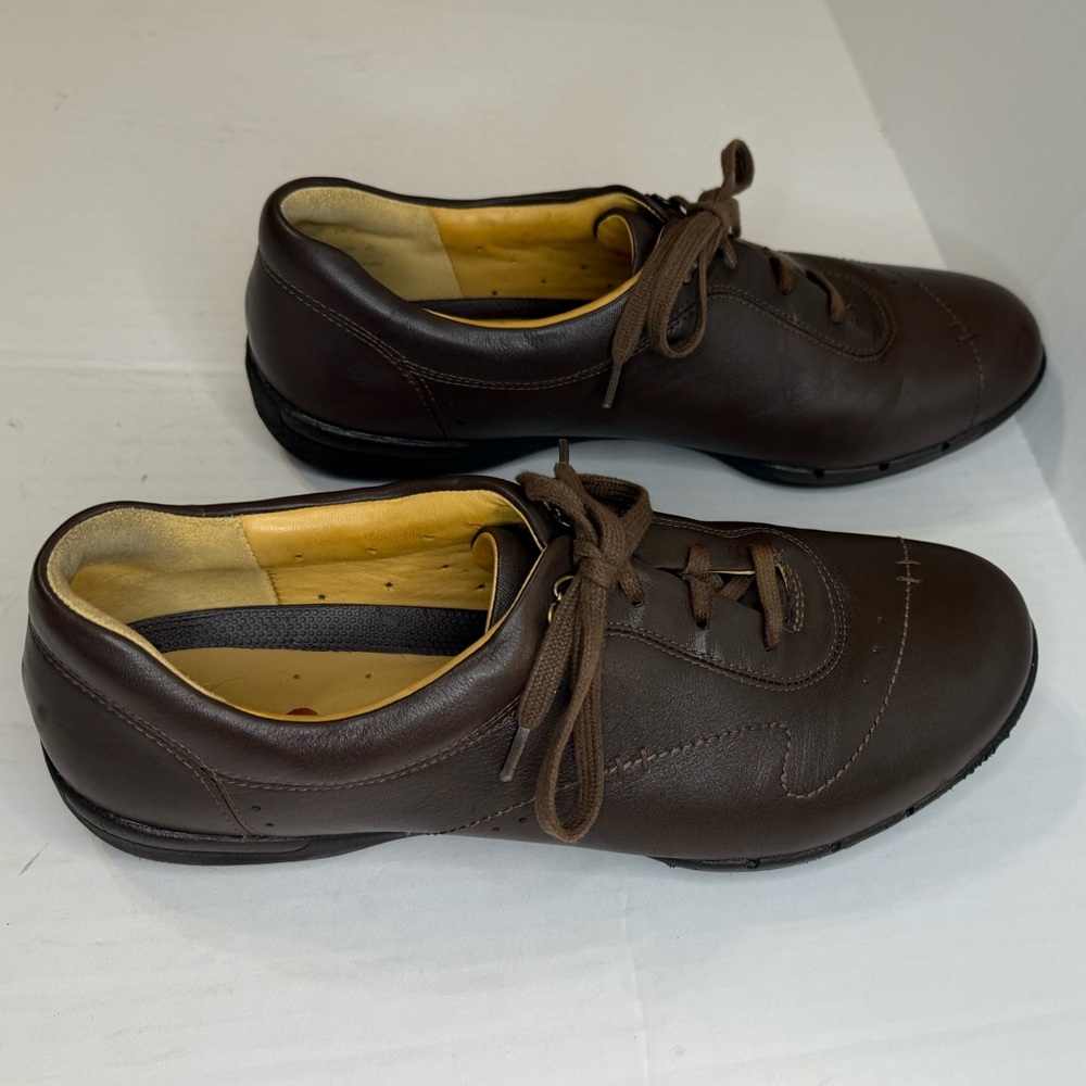 Clarks Sz 9W Women’s Artist Unstructured Brown Leather Lace Up Comfort Shoe - Picture 6 of 9